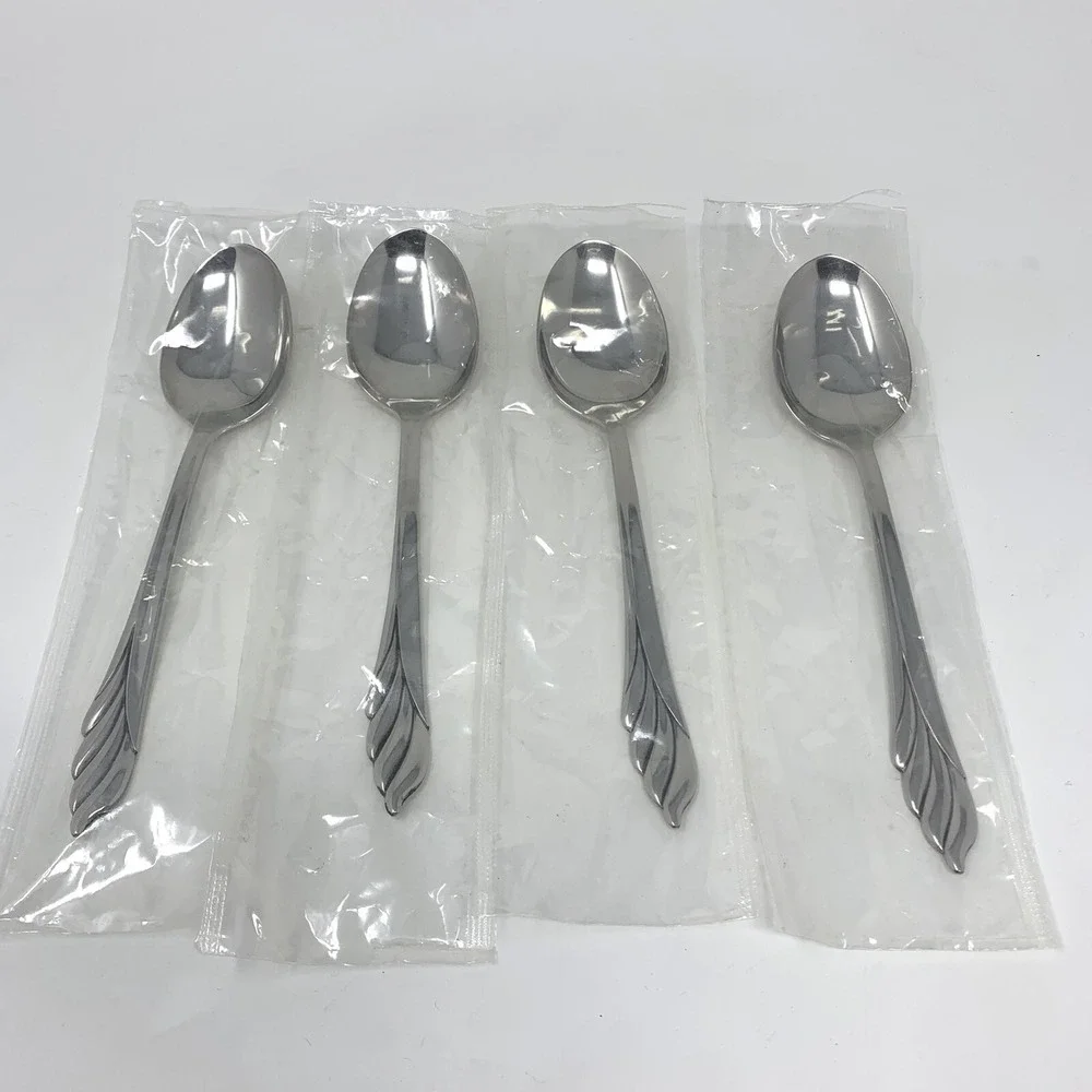 Set of 4 Oneida USA - LIBERTY'S LIGHT Stainless Flatware 6-7/8